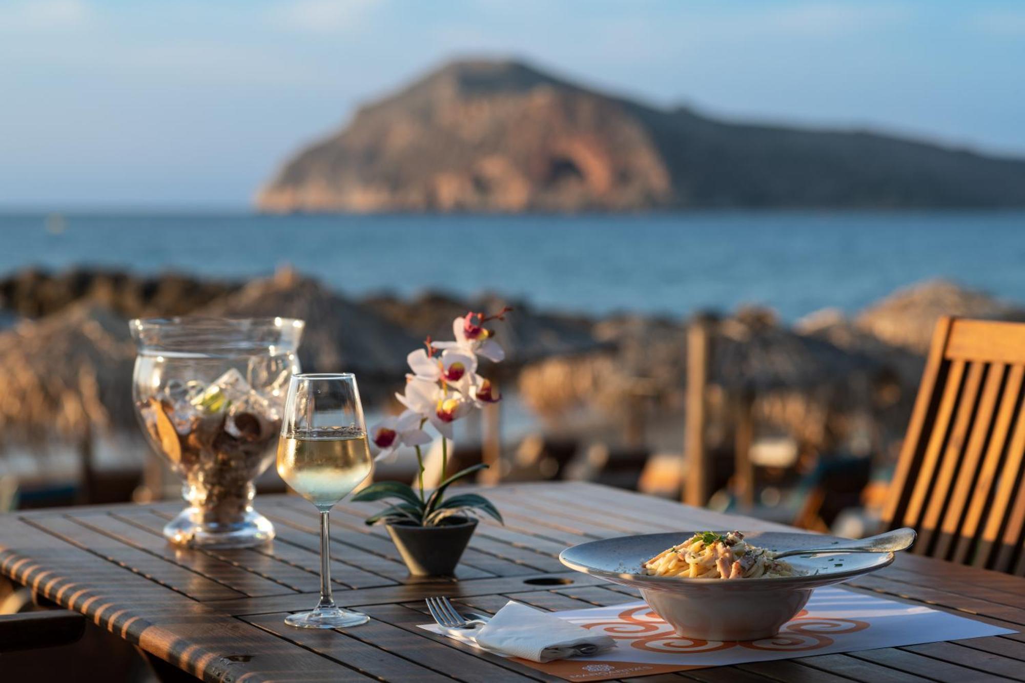 Margarita Beach Hotel Агия-Марина Экстерьер фото